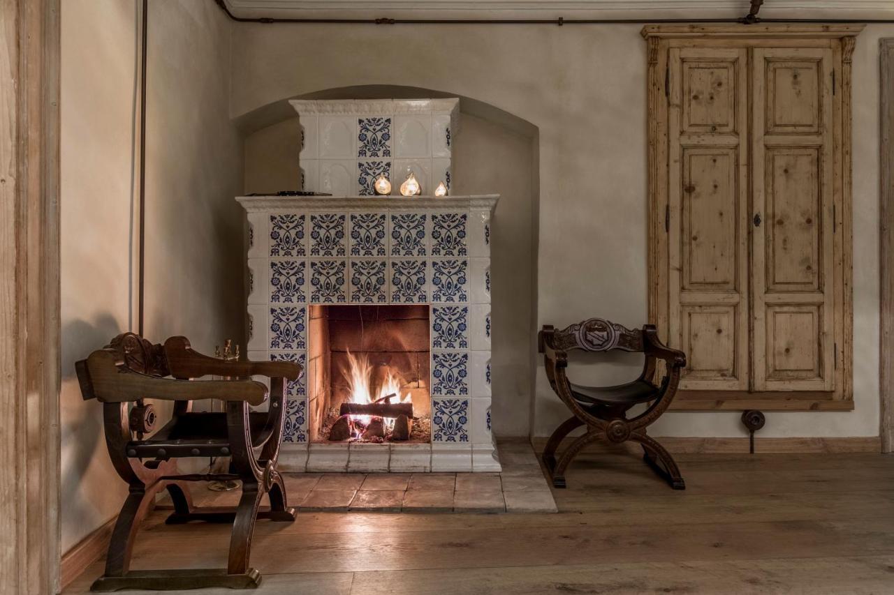 Das Fort Boutique Rîşnov Buitenkant foto