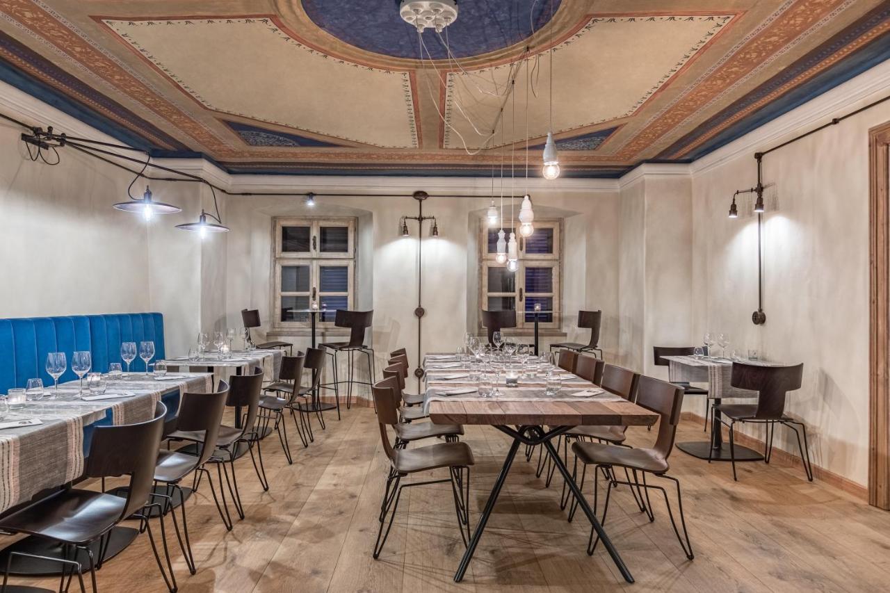 Das Fort Boutique Rîşnov Buitenkant foto